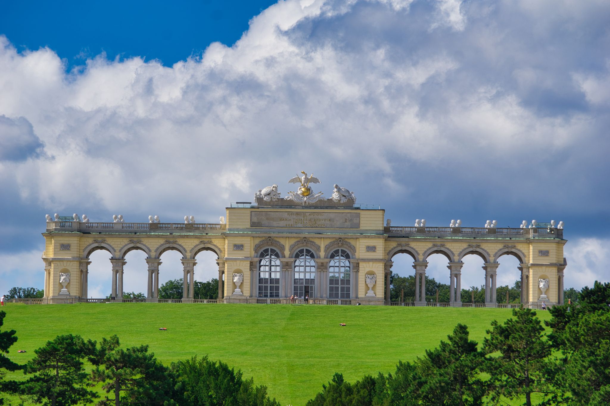 Austria vienna  39